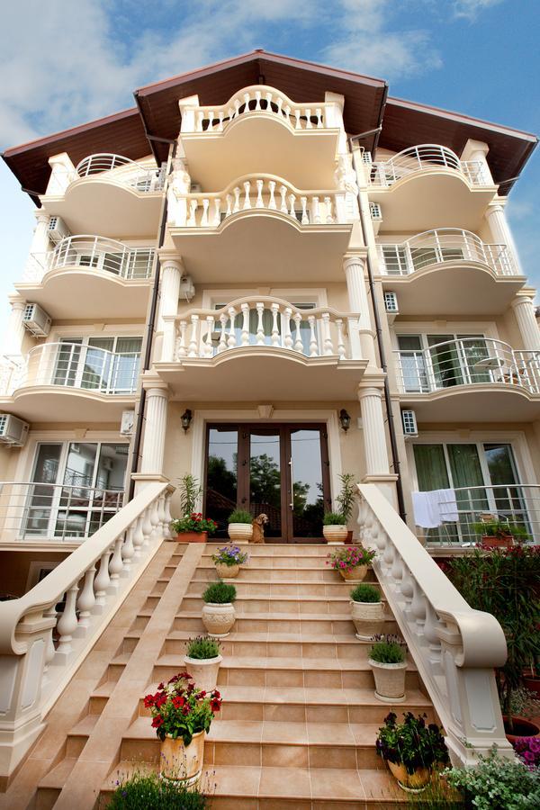 Hotel Pharaon De Lux Zatoka Exteriér fotografie