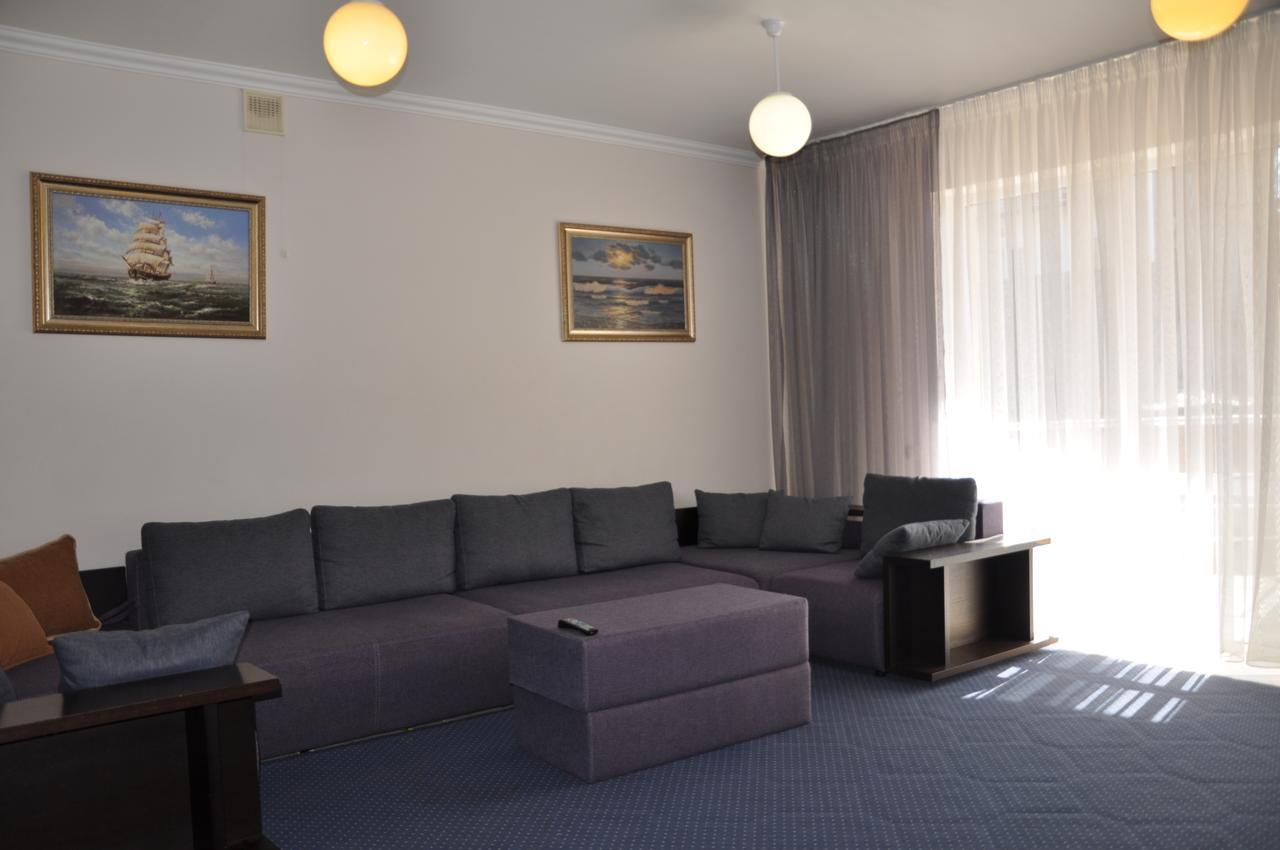Hotel Pharaon De Lux Zatoka Exteriér fotografie